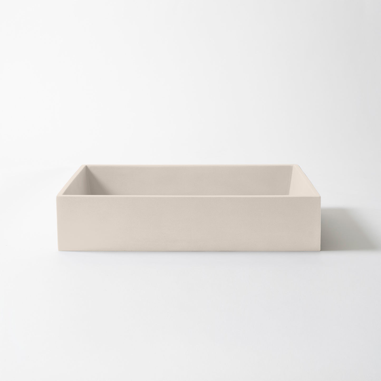 Baly - Large Concrete Basin